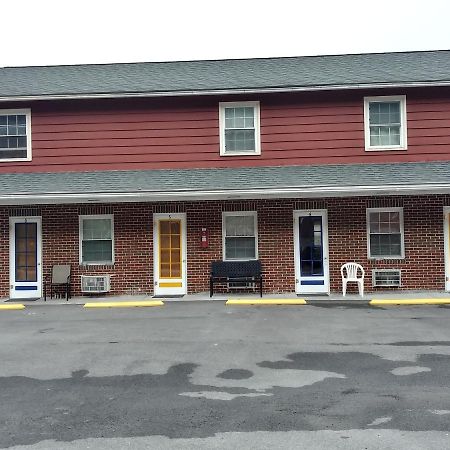 Berkeley Springs Motel Exterior photo